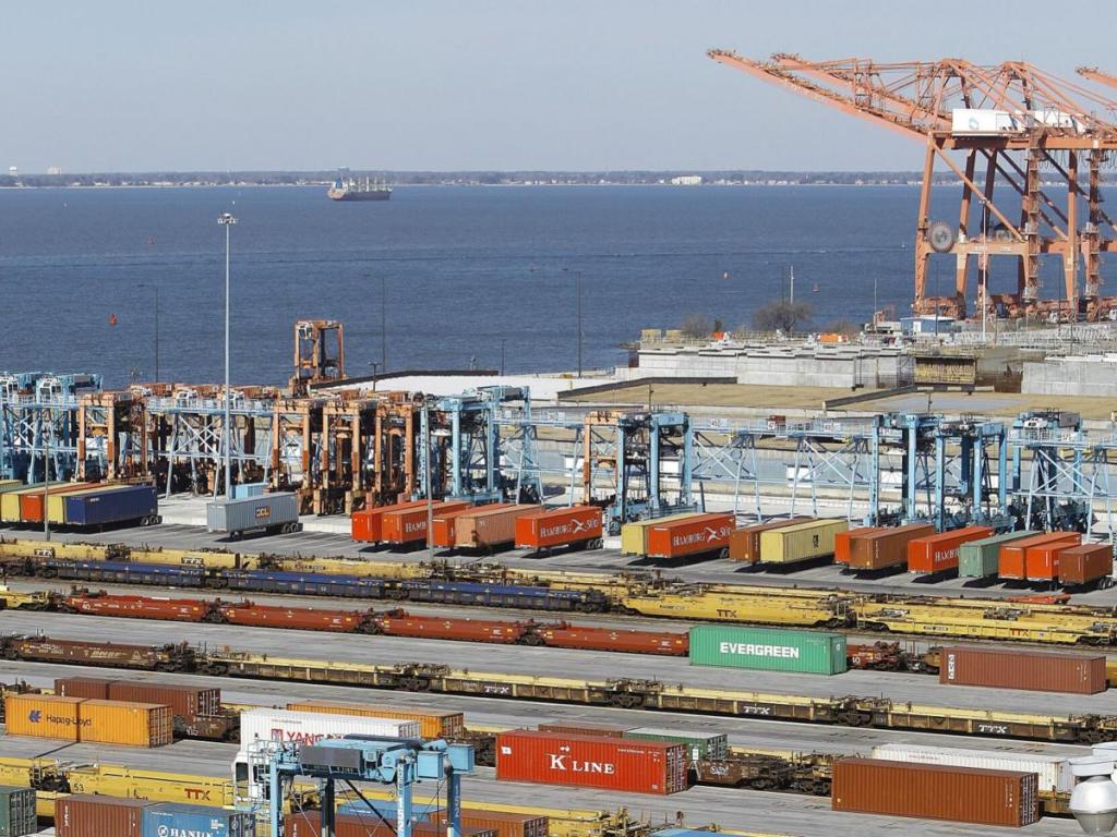 This image has an empty alt attribute; its file name is trade-virginia-port.jpg